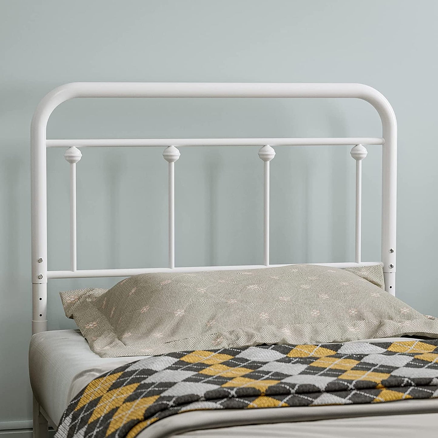 ARICOEASY Metal Twin/Twin XL Headboard Only for Bedroom with Height Adjustable, Sturdy Headboard Suitable for Bedrooms, Hotel, Guesthouse